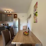 Lägenhet S&b