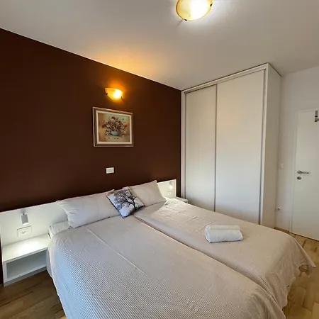 Apartament S&b